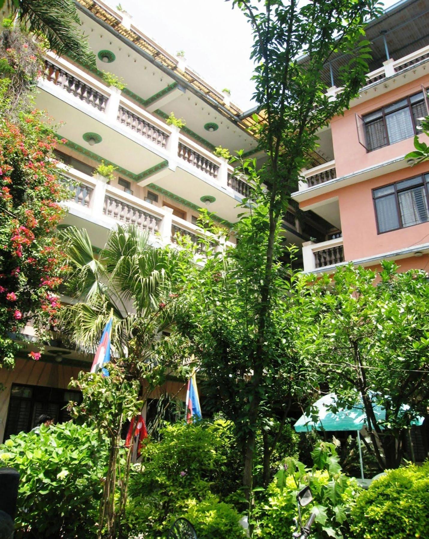 Hotel Metropolitan Kantipur Kathmandu Exterior foto